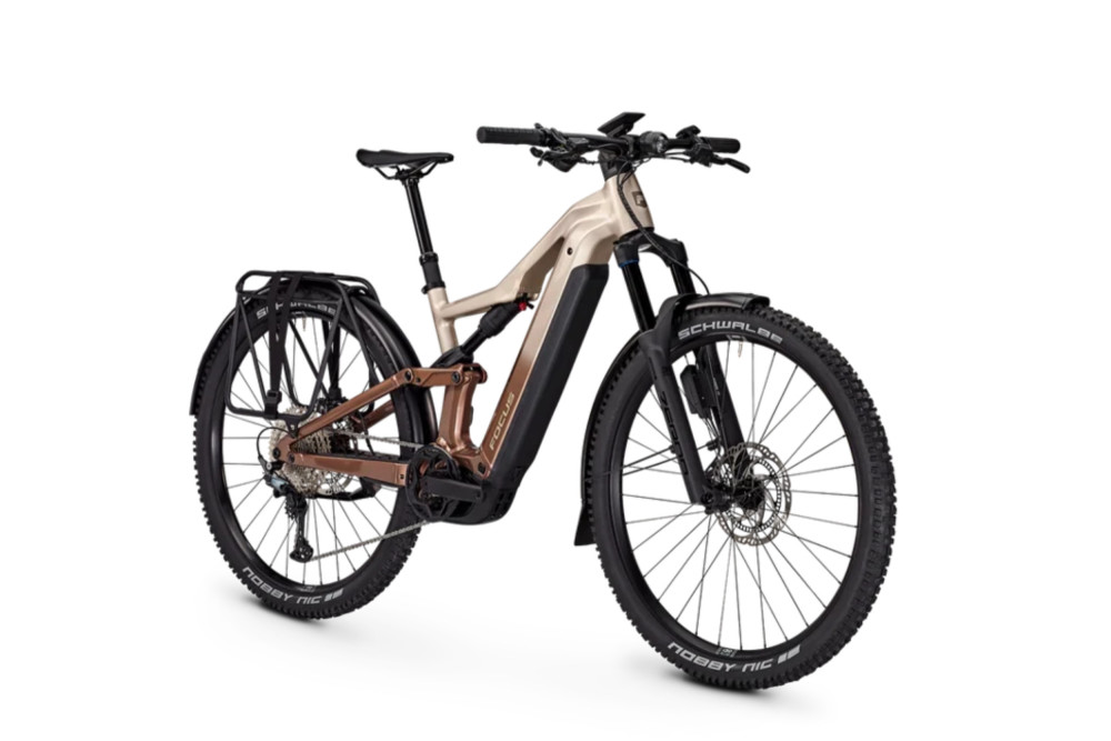 Focus Thron 6.8 Equip&eacute; ABS 29''