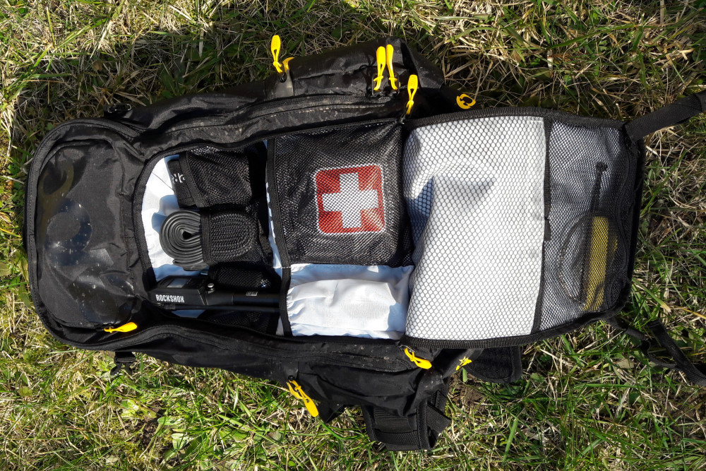 easycycle teste pour vous : Sac &agrave; dos EVOC FR TRAIL BLACKLINE